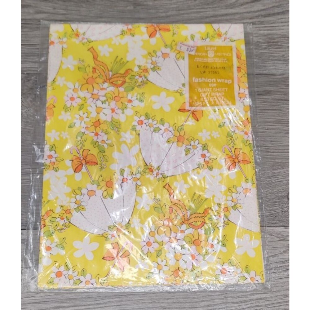 VTG American Greetings Bridal Shower Gift Wrap Paper Umbrellas Retro 60s, 70s